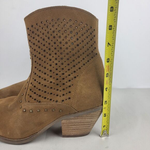 Dingo Miss Priss Studded Pointed Toe Zippered Cowgirl Booties - Picture 3 of 15